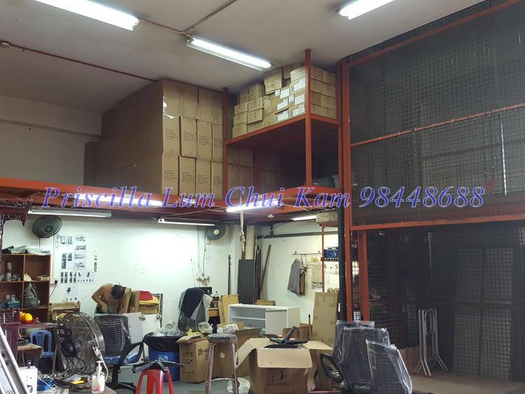 CITY WAREHOUSE (D14), Warehouse #126828082